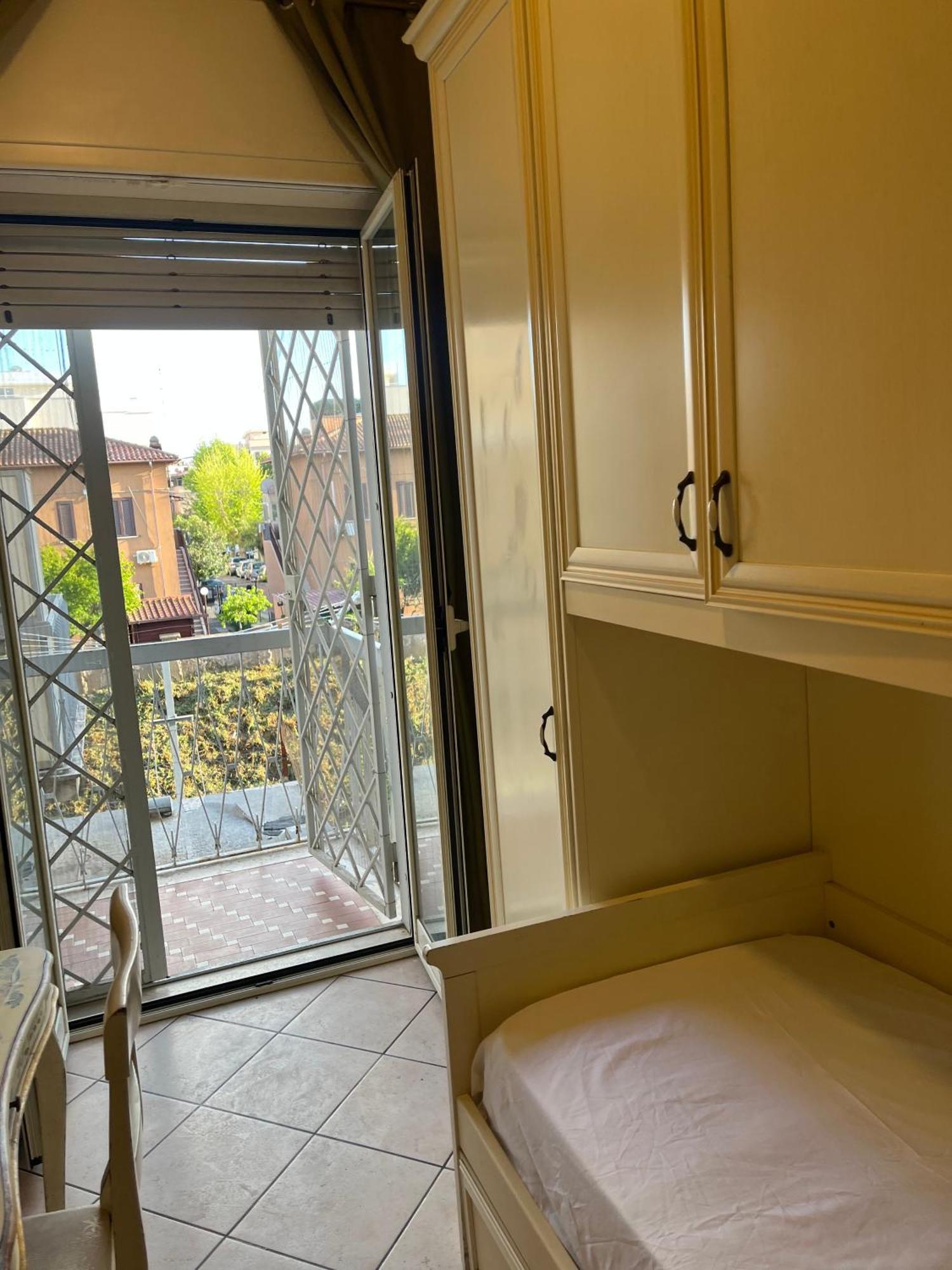 Specter Guesthouse Nettuno Exterior foto